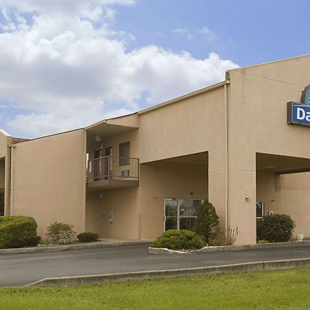 Days Inn By Wyndham Morehead Exterior foto